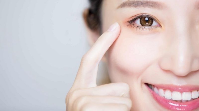 Mắt nhỏ nối mi đẹp không?