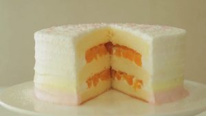 Bánh kem có hương vị thơm ngon, béo ngậy rất hấp dẫn với nhiều người