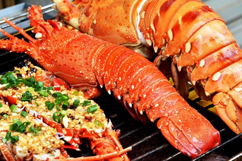 Tránh xa các loại hải sản vì có thể làm sẹo nặng thêm