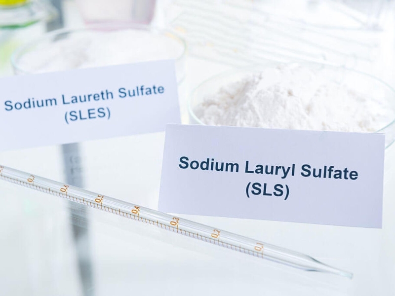 Sodium lauryl sulfate là chất bị cấm trong các sản phẩm dưỡng da cho bà bầu