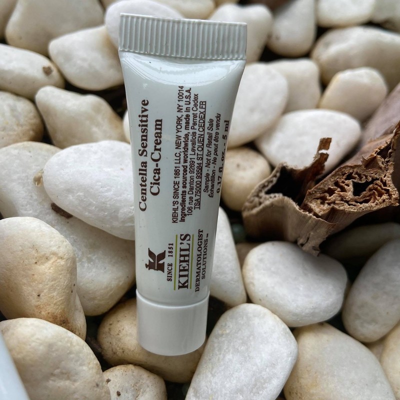 Kem dưỡng tái tạo da Kiehl’s Centella Sensitive Cica-Cream