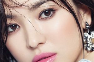 Đôi mắt to tròn, quyến rũ - niềm ao ước của chị em