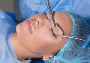 Nên cắt mí trước hay nâng mũi trước được quan tâm nhiều