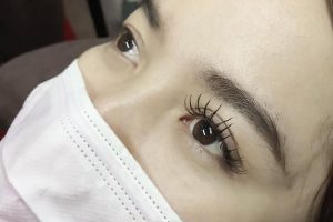 Mi mắt ướt là dáng mi như thế nào?