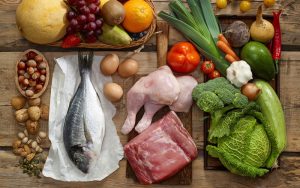 Người Nhật ăn kiêng không cần giảm đi quá nhiều nhóm thực phẩm