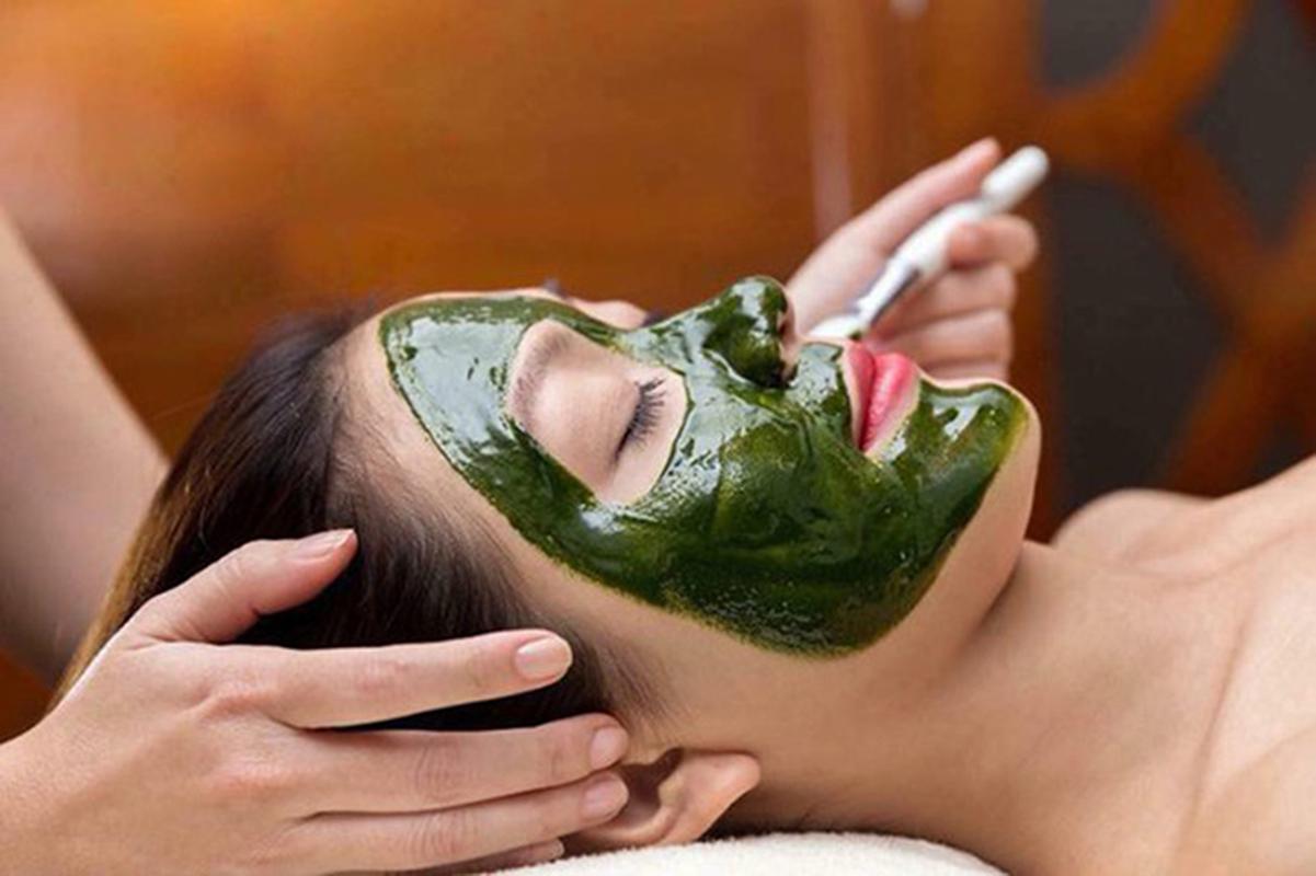 Kiên trì thực hiện đều đặn 2-3 lần/tuần để thấy sự thay đổi làm trắng rõ rệt của tảo xoắn
