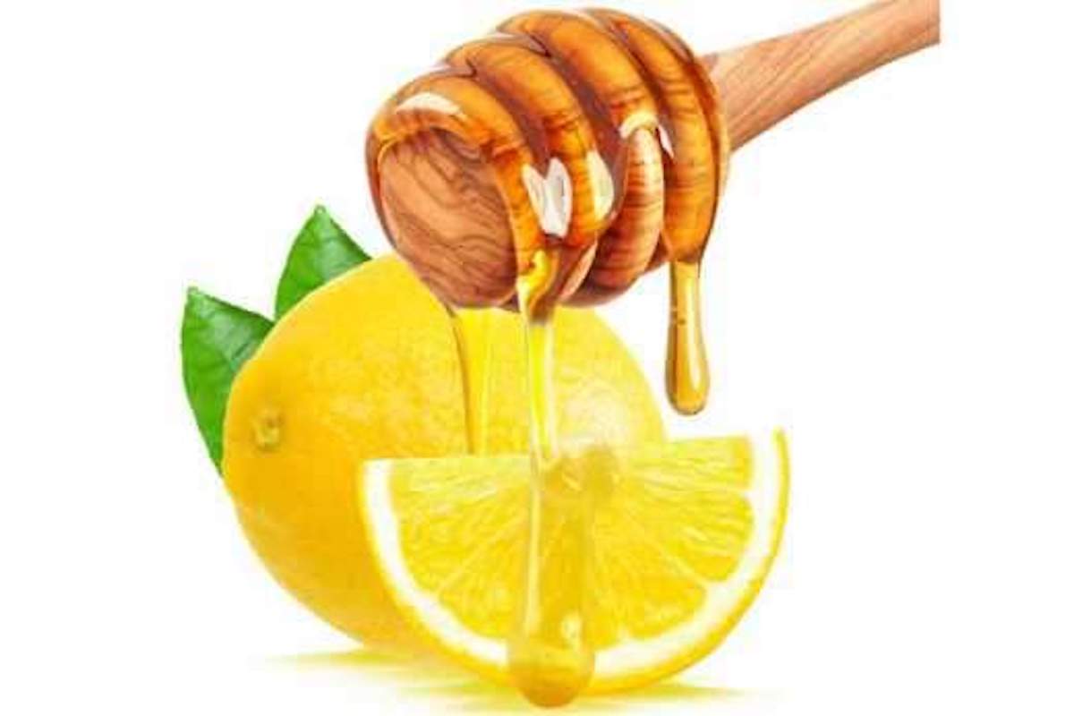Mật ong nguyên chất thường được ứng dụng làm kem dưỡng da