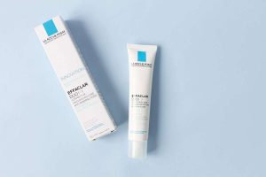 Kem trị mụn La Roche Posay Effaclar Duo+ có giá tham khảo 350.000/tuýp 50ml