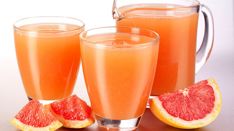 Thường xuyên uống nước ép bưởi sẽ mang đến hiệu quả mờ đi các sẹo thâm