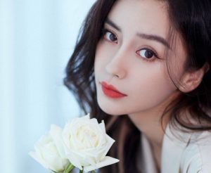 Cắt mí mắt hiện đang là xu hướng làm đẹp được nhiều chị em ưa chuộng