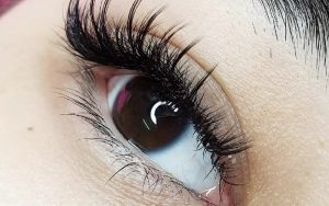 Nối mi 3D là tên gọi ngắn gọn của kỹ thuật nối mi volume với fan mi 3 sợi