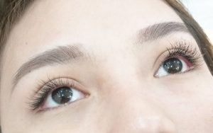 Cấy mi là phương pháp gì? Có đặc điểm như thế nào mà lại được nhiều người tin tưởng?