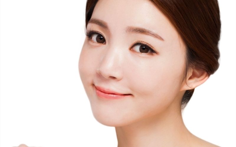 Đôi mắt đẹp long lanh sau khi cắt mí