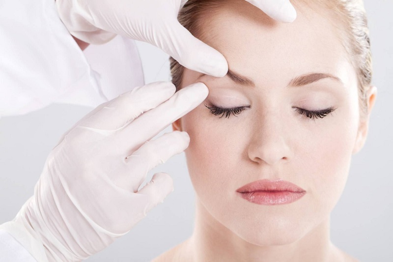 Hướng dẫn những cách vệ sinh mắt sau khi cắt mí đúng đắn nhất
