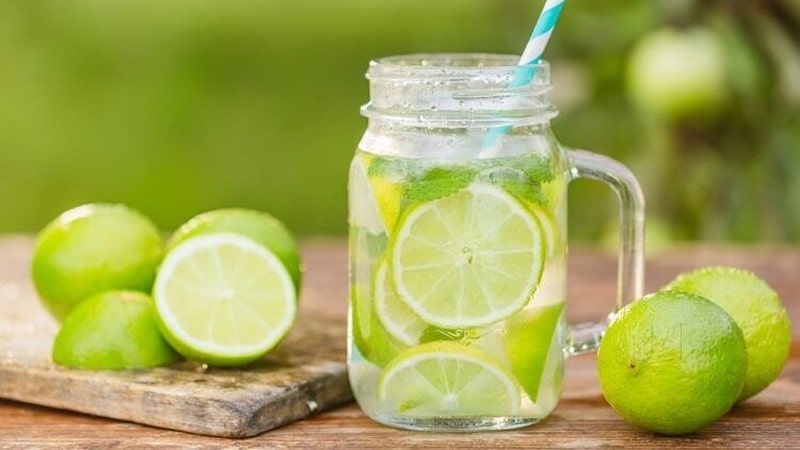 Nước chanh giúp cơ thể bù lại lượng khoáng đã mất trong khi tập luyện