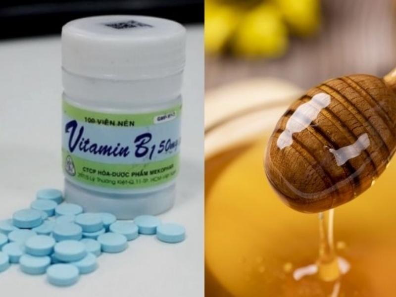 Vitamin B1 và mật ong kết hợp trị mụn cơ thể và làm trắng da