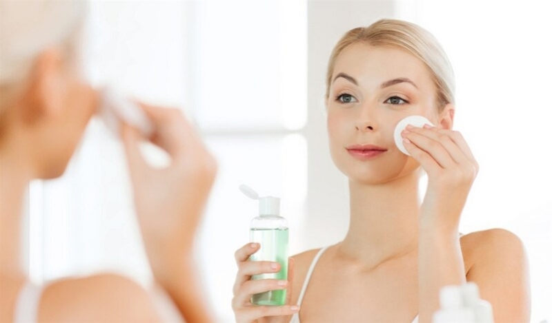 Quy trình skincare trị mụn đầu đen tại nhà đúng chuẩn
