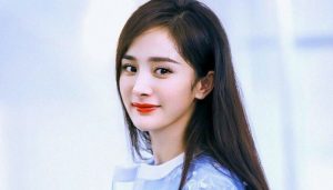 Lựa chọn kiểu tóc phù hợp cho cô nàng mắt 2 mí