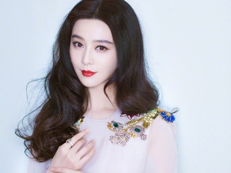 Mắt phượng nữ có được đường nét sắc sảo, tự nhiên