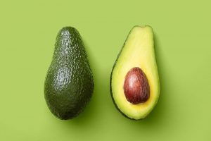 Bơ là nguyên liệu tốt cho những bạn đang có mong muốn giảm cân