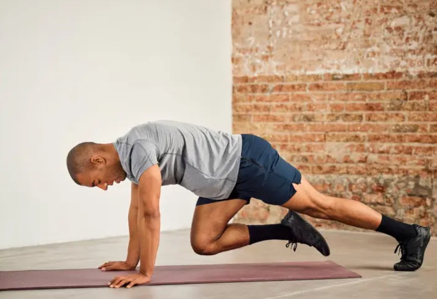 Tập Mountain climbers càng nhanh, càng đốt cháy nhiều mỡ thừa