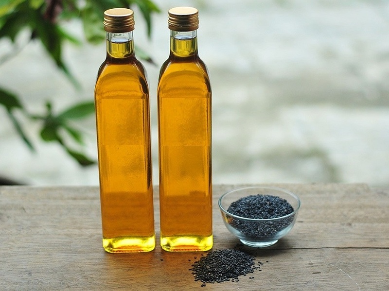 Lựa chọn dầu oliu, dầu mè vào bữa tối