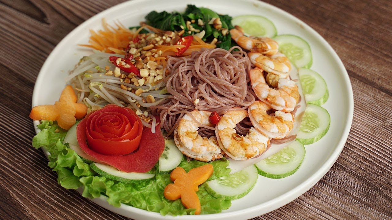 Thay đổi khẩu vị bằng món mì gạo lứt