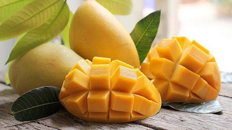 Xoài là loại trái cây chứa nhiều chất dinh dưỡng không gây tăng cân khi dùng đúng cách