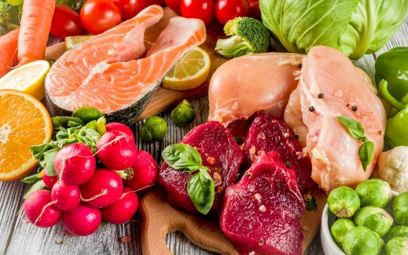 Từ ngày thứ năm có thể thêm thịt vào thực đơn giảm cân bằng trái cây