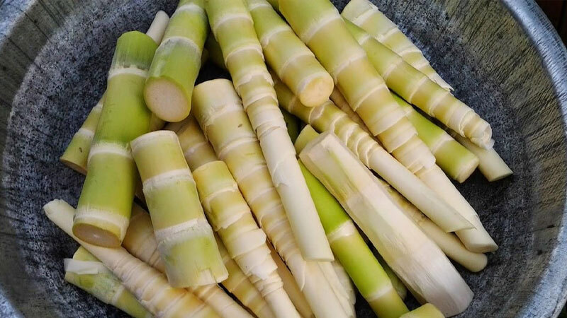 Bạn không nên ăn măng sau khi cắt mí để tránh làm ảnh hưởng tới mí mắt
