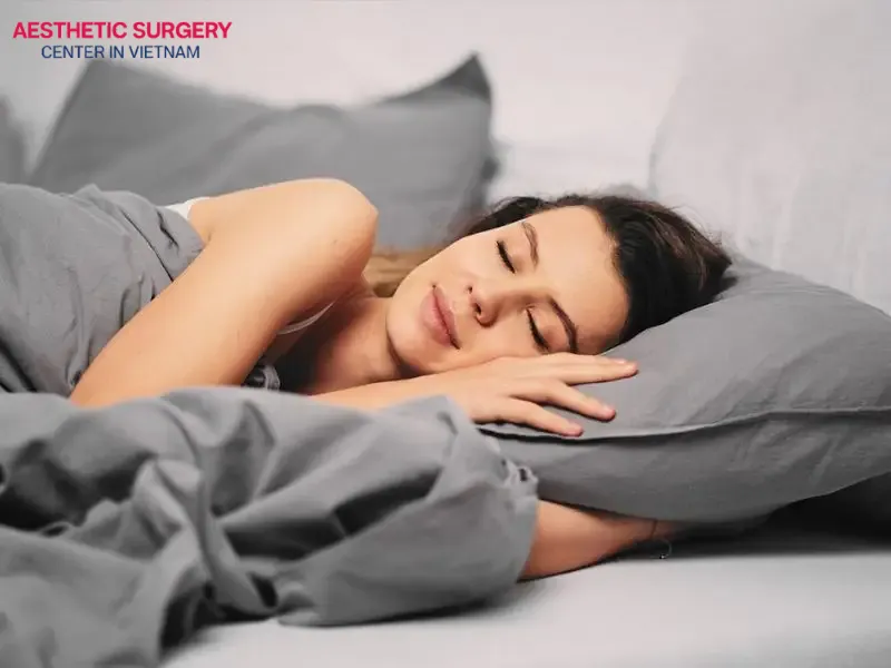Resting fully and avoiding intense movement is essential to protect the healing adipocytes