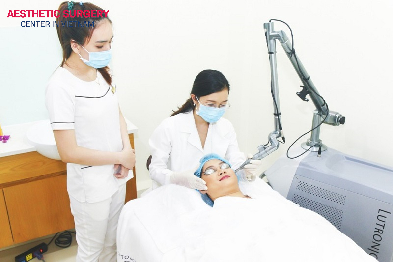 Rohto Aohal Clinic offers a new-generation laser system that meets Japanese medical standards.