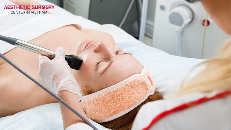 CO2 laser resurfacing helps stimulate the production of new collagen and elastin.