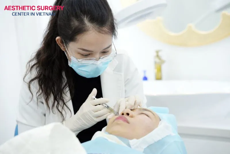 The skill and credentials of the injector play a major role in the overall dermal fillers cost in Vietnam