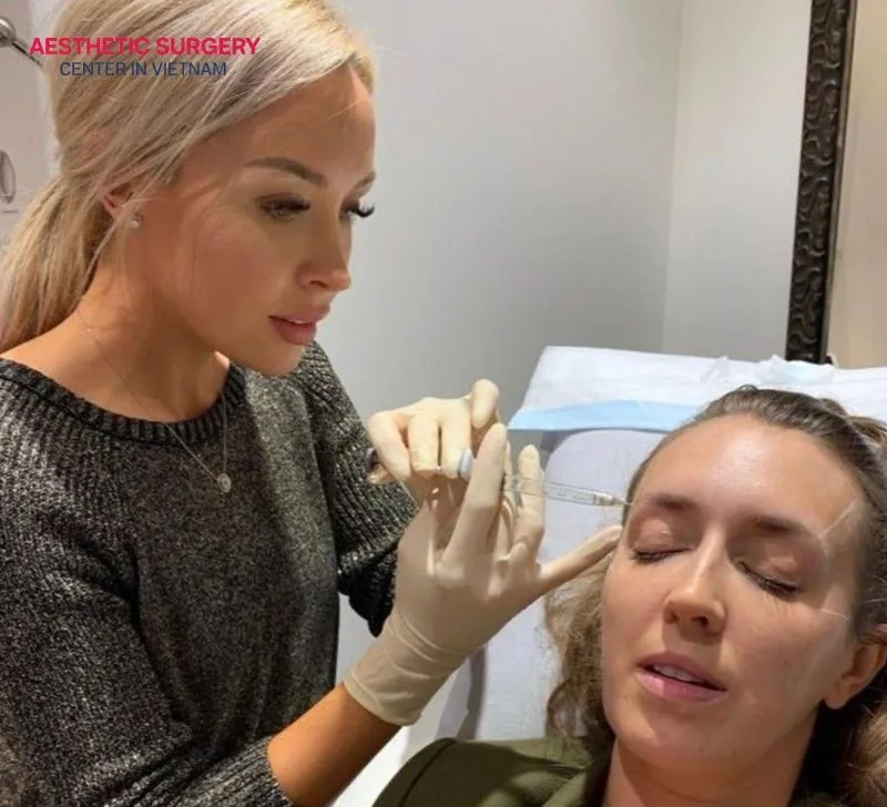 Temple filler is a gentle, minimally invasive procedure that causes little to no pain during the process.