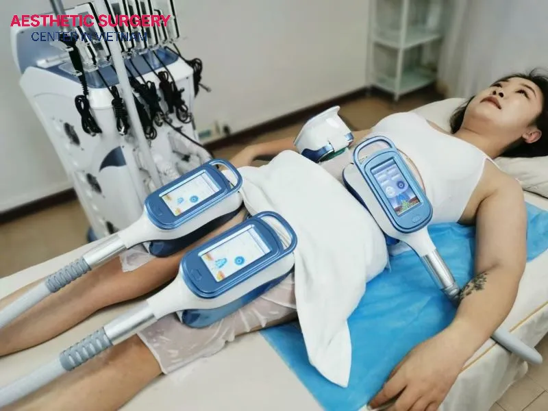 Can liposuction remove 100 pounds today?