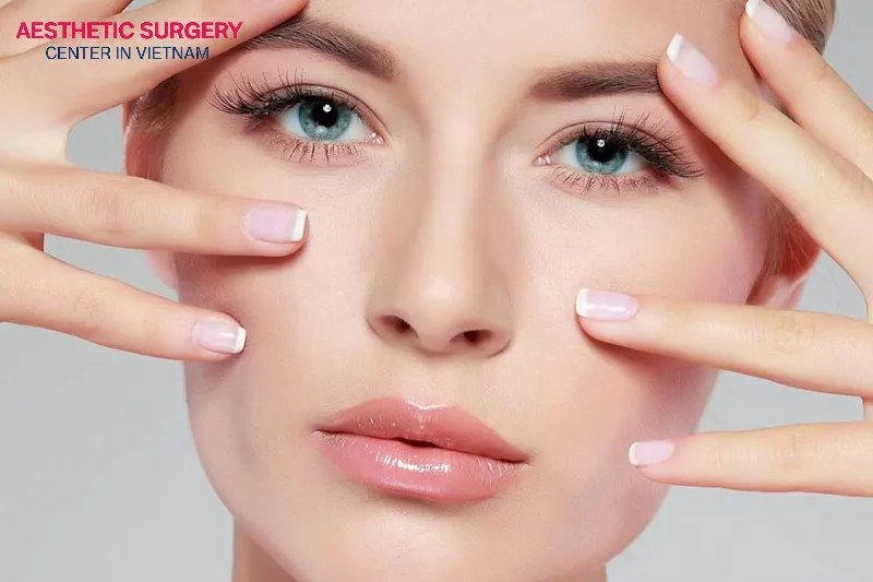 Double eyelids are often associated with big, defined eyes that appear more deep-set.