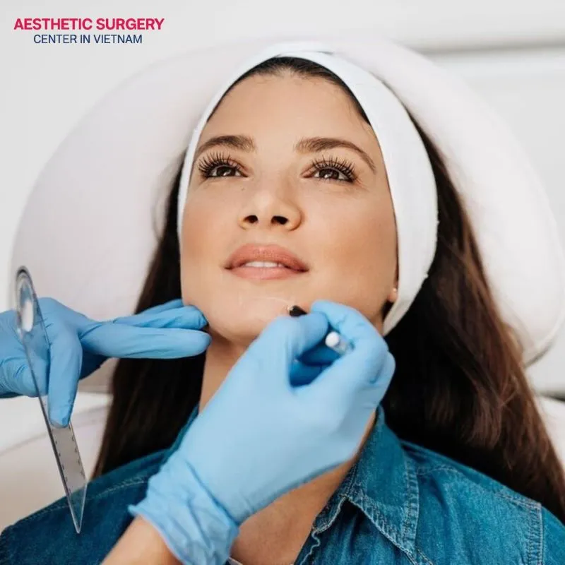 You should choose a clinic with a team of surgeons who assess and examine your face to ensure Botox injections achieve the desired results.