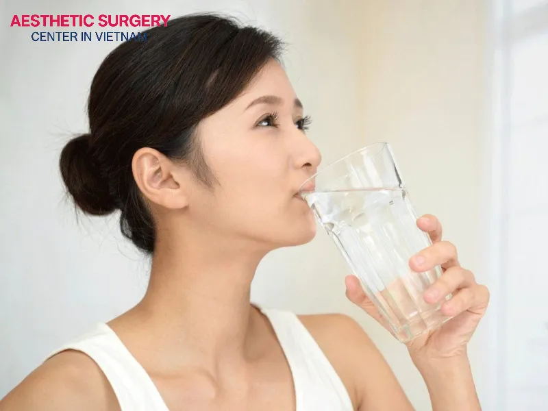Drinking plenty of water after liposuction helps your body recover faster.
