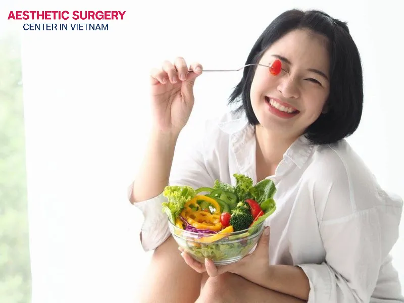Maintain a healthy diet and follow food restrictions strictly for at least two weeks after surgery to achieve the best aesthetic results.