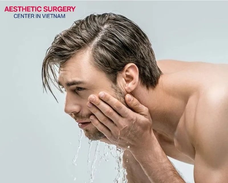 Wash your face with cool water to avoid dilating the pores after botox