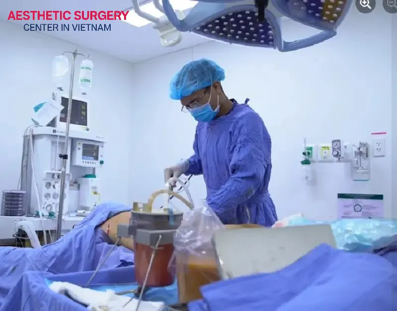 The cost of Tumescent liposuction is influenced by the surgeon’s experience, the clinic, the treatment area, and other factors.