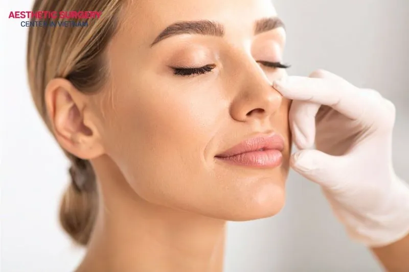 Septorhinoplasty not only enhances the nose’s appearance but also improves airflow, making breathing easier and reducing the risk of a crooked nose.