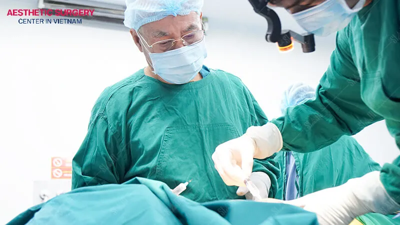 If the hematoma does not resolve on its own and causes excessive pain, you should visit a reputable medical facility so a surgeon can examine you and perform timely surgical treatment.