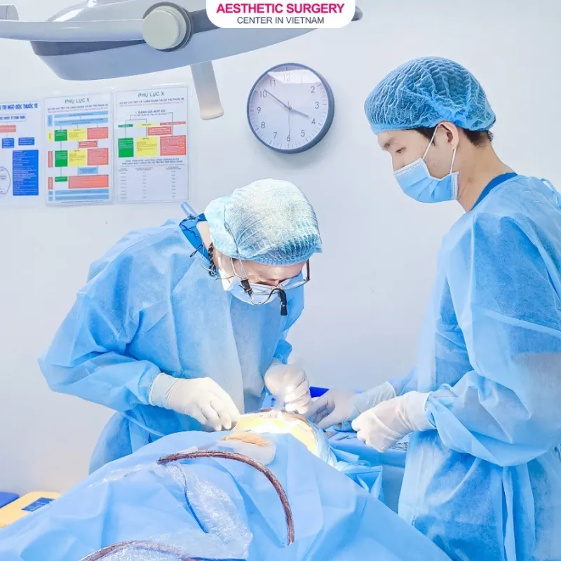 A team of surgeons performs flat nose rhinoplasty to correct a flat nose shape for pateints.