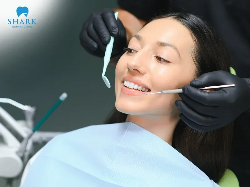 The cost of porcelain veneer placement typically ranges from VND 6,000,000 – 12,000,000 per tooth