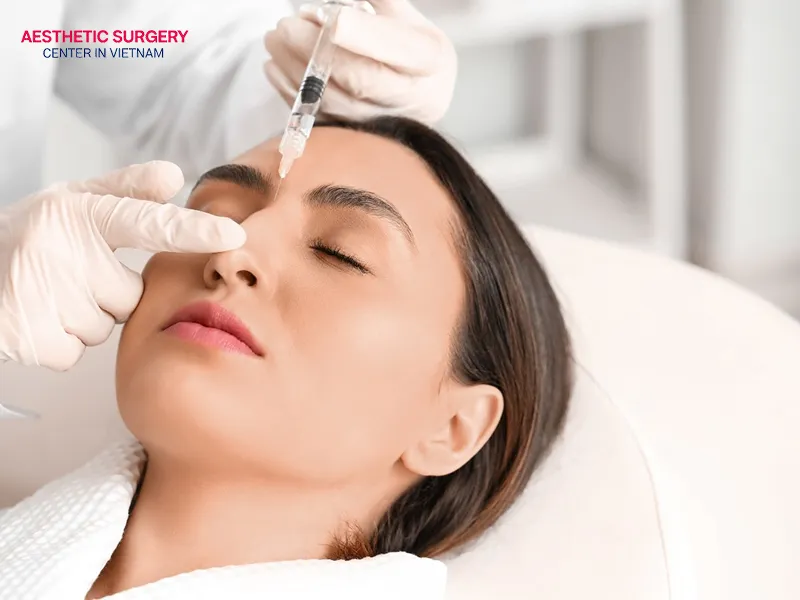 Fillers help lift the eyebrows and fill in sunken areas.