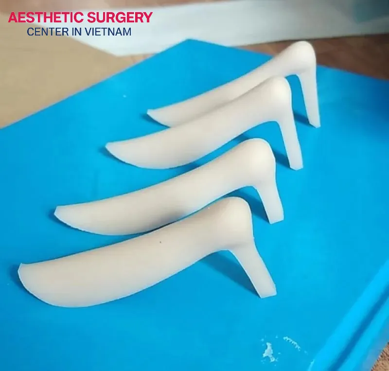 A botched rhinoplasty can result from using nasal implant cartilage that is incompatible with the body's cells.