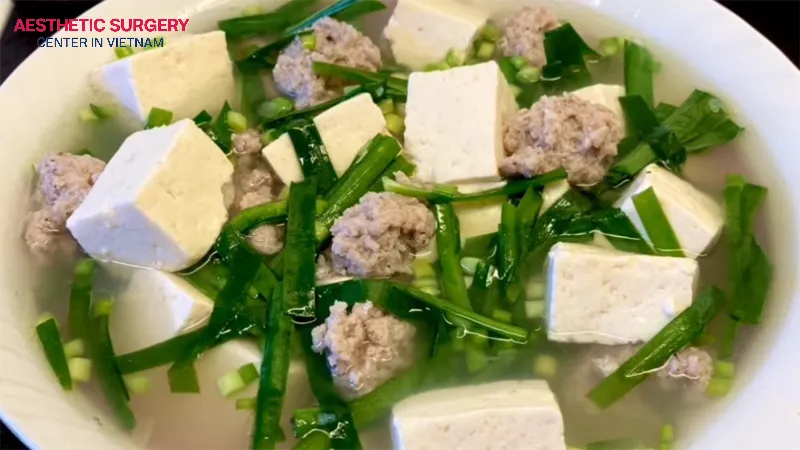 Soy-based dishes are very good for the recovery and regeneration of the nose after rhinoplasty.