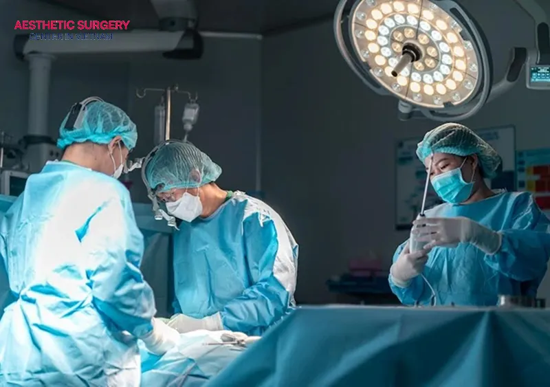 A breast lift with implants usually takes between 120 and 180 minutes.